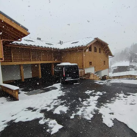 Familial Neuf Pres Du Village, 3 Chambres, Balcon Sud, Parking, Proche Ski-bus, - Fr-1-642-80